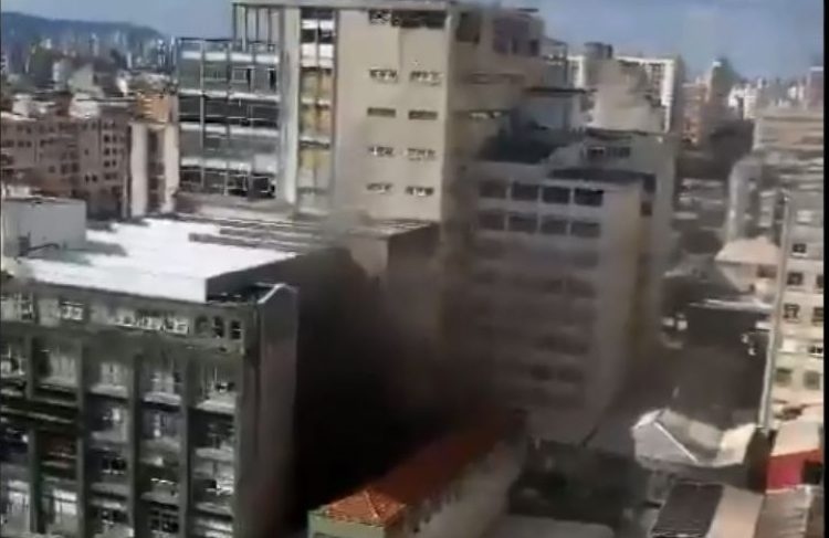 Princpio de incndio atinge prdio da Folha no centro de So Paulo